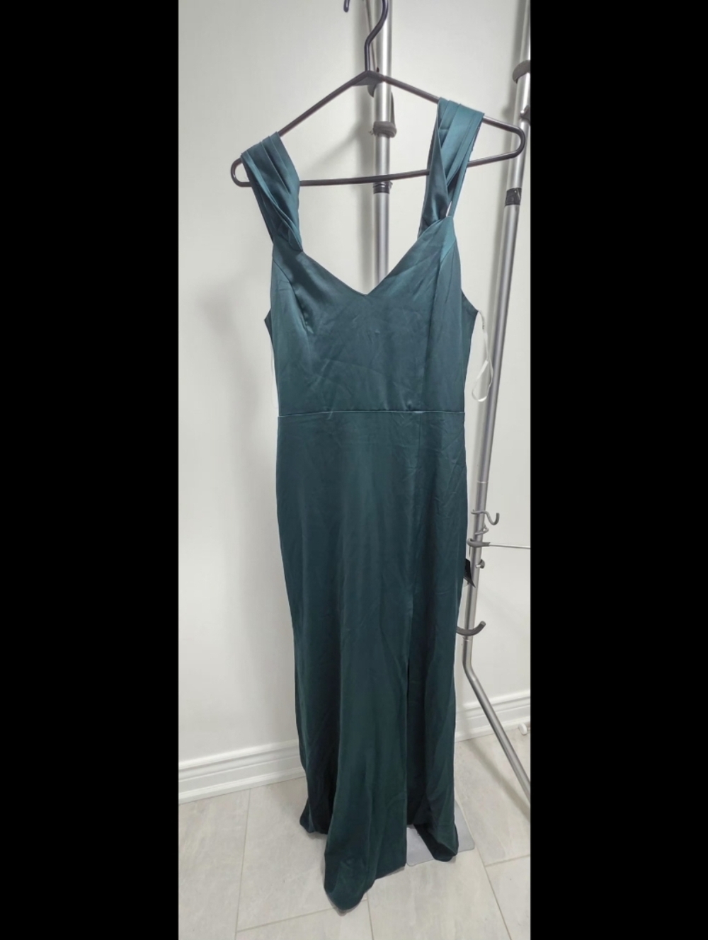 Lulu's Deep Teal V-Neck Maxi Dress